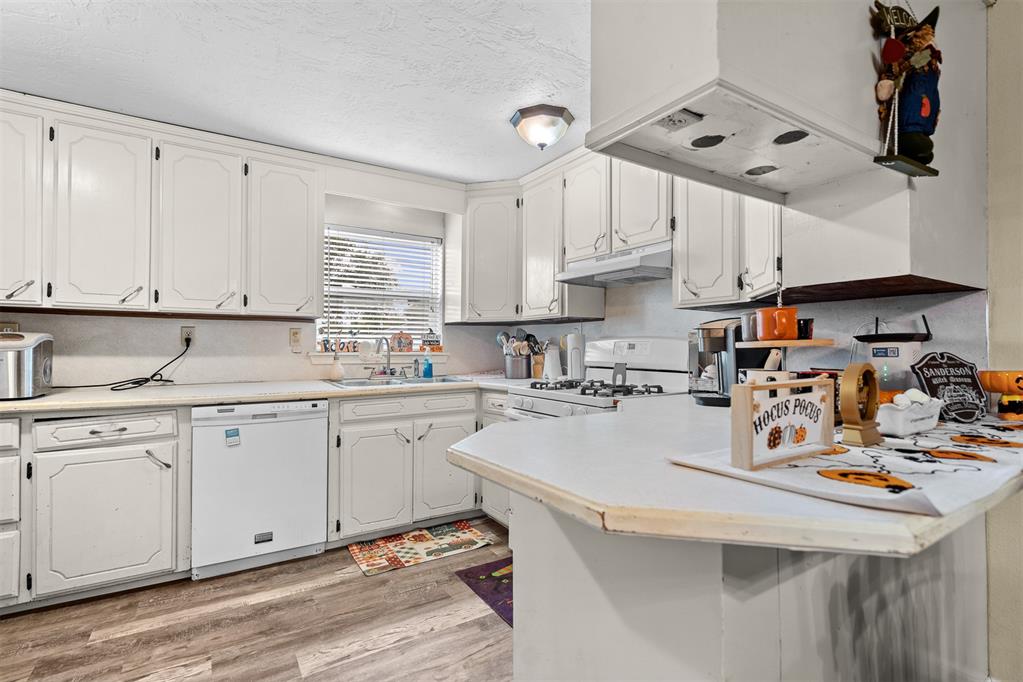 406 S Maple Street Property Photo 10