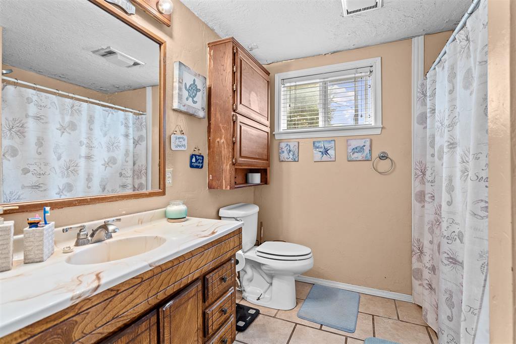 406 S Maple Street Property Photo 19
