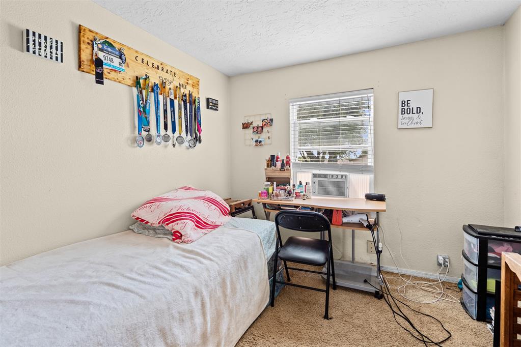 406 S Maple Street Property Photo 24