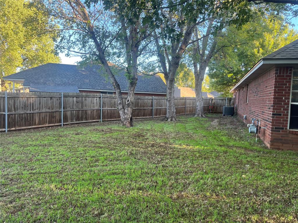 705 Copperfield Court Property Photo 10