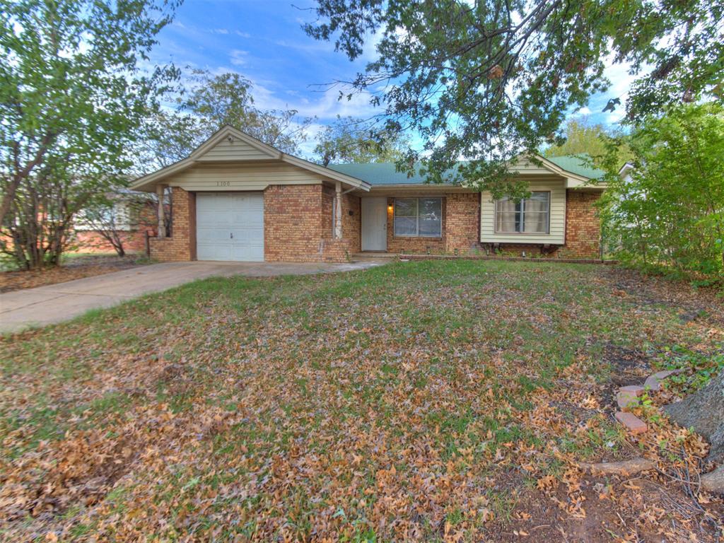 1100 Shalimar Drive Property Photo 4