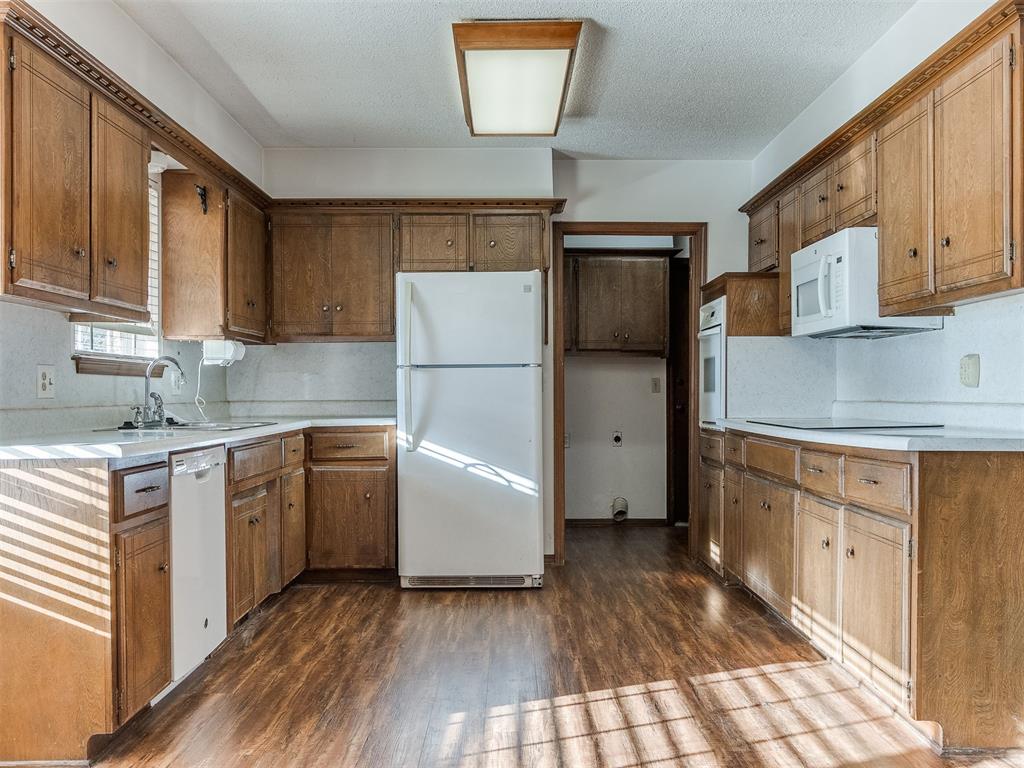 1114 N Broadview Drive Property Photo 23