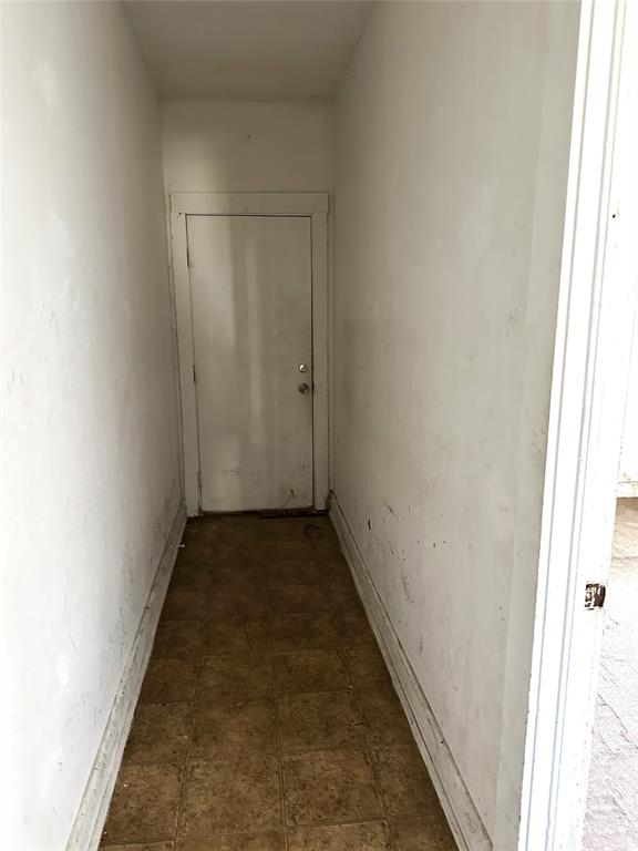 808 S Oak Property Photo 13