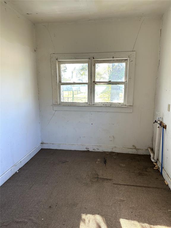 808 S Oak Property Photo 14