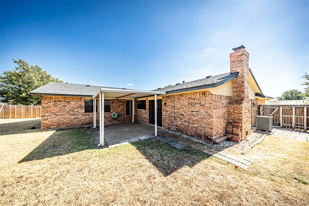 7911 Nw Echo Road Property Photo 3