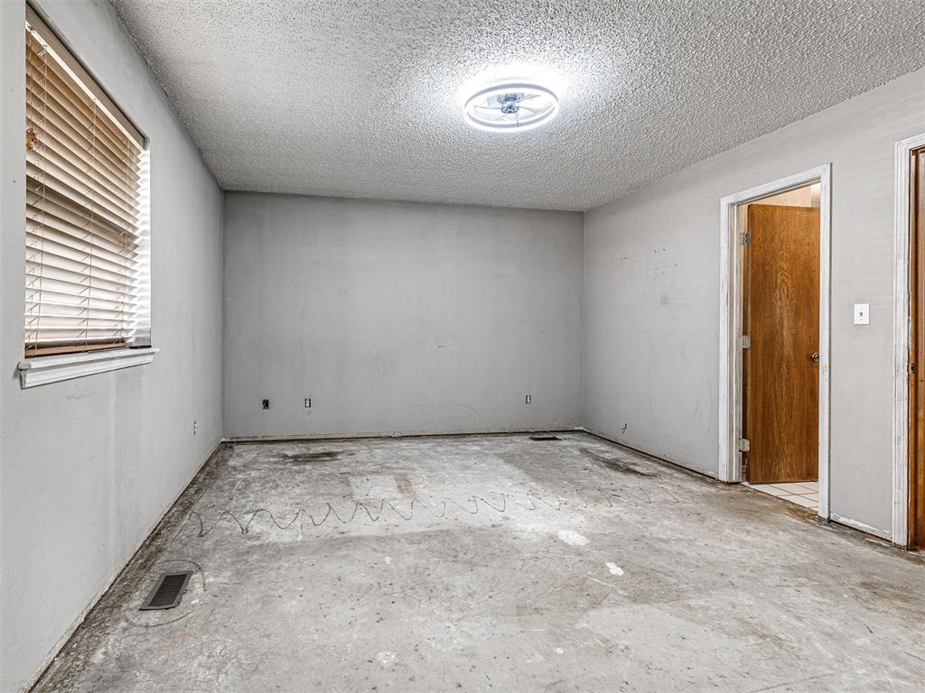 311 Christopher Drive Property Photo 48
