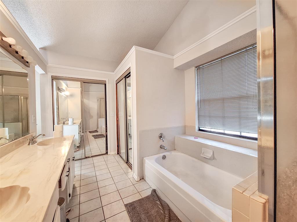 12817 Westcourt Property Photo 17