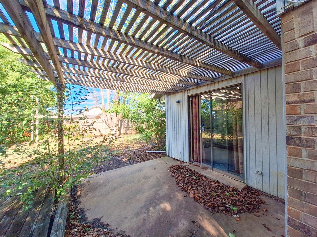12817 Westcourt Property Photo 21