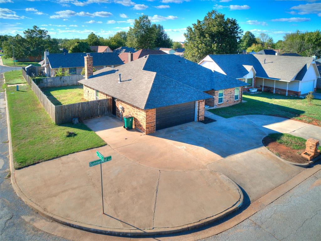 3725 Summerwind Avenue Property Photo 2
