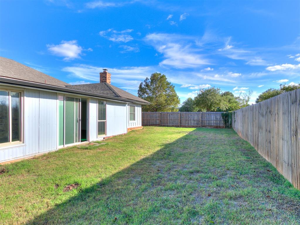 3725 Summerwind Avenue Property Photo 6