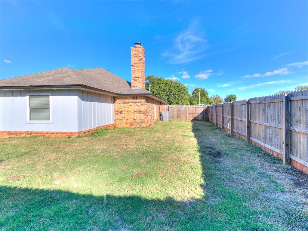 3725 Summerwind Avenue Property Photo 9