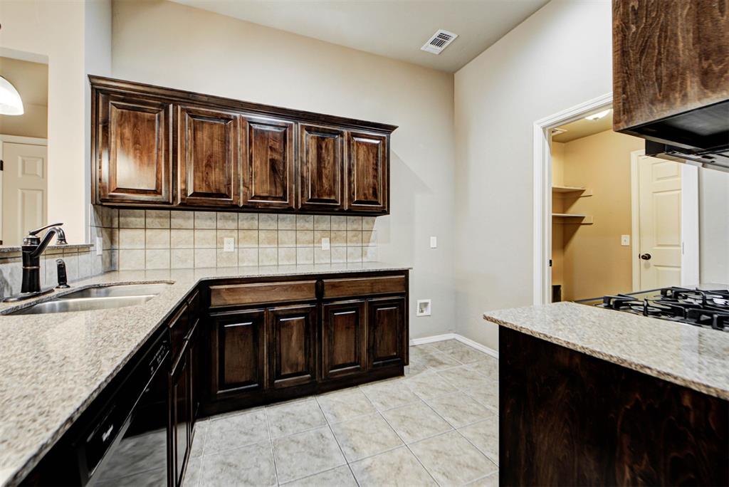 2709 Nw 186th Street Property Photo 19