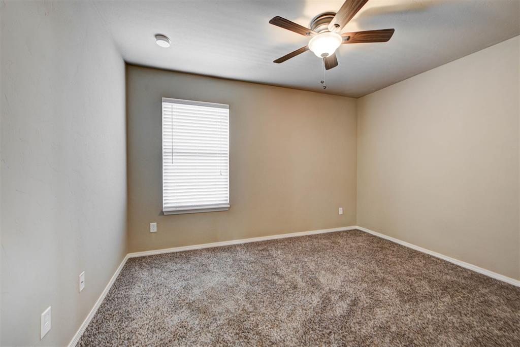 2709 Nw 186th Street Property Photo 34
