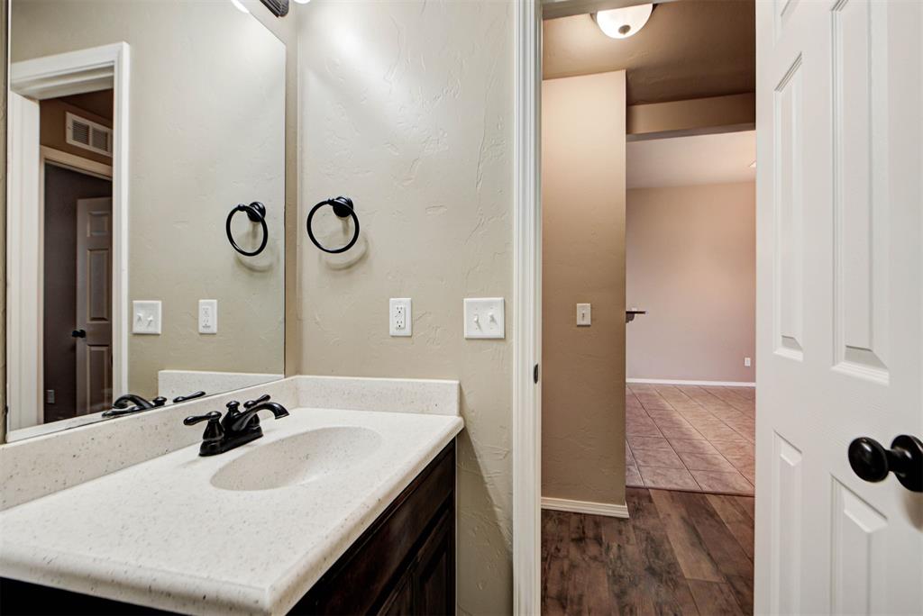 2709 Nw 186th Street Property Photo 38
