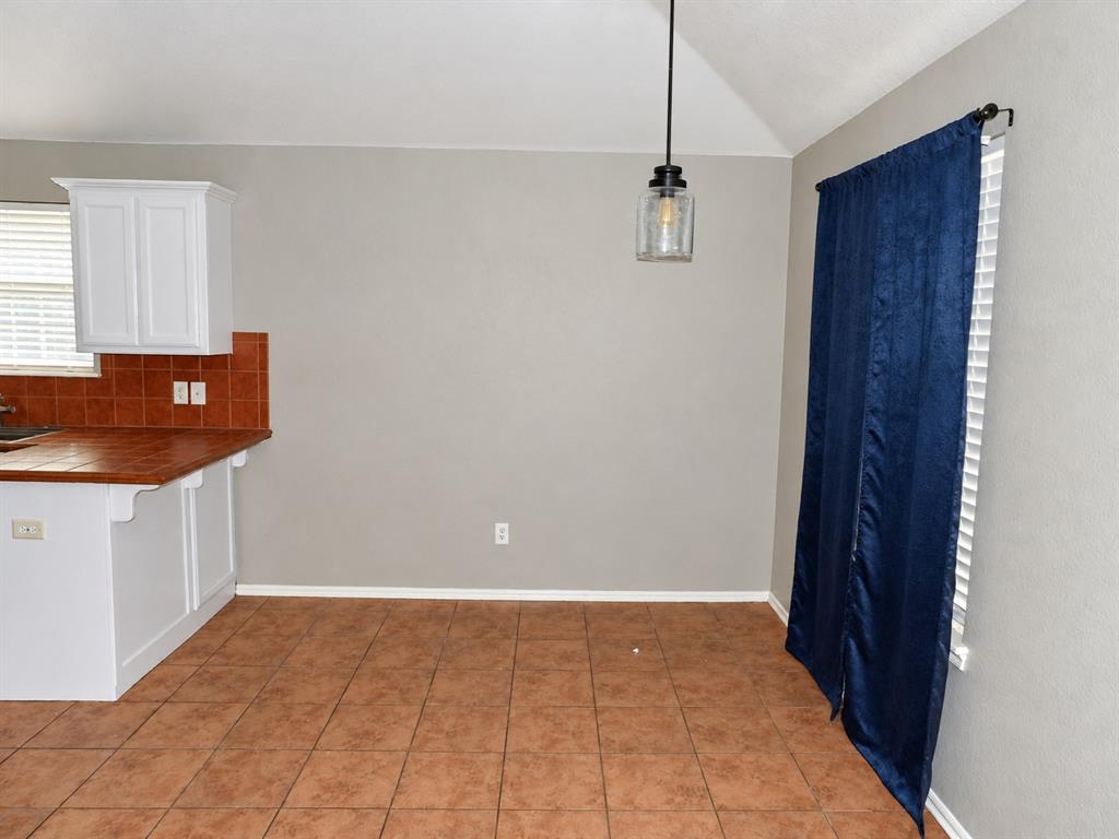 4405 Apple Blossom Circle Property Photo 3