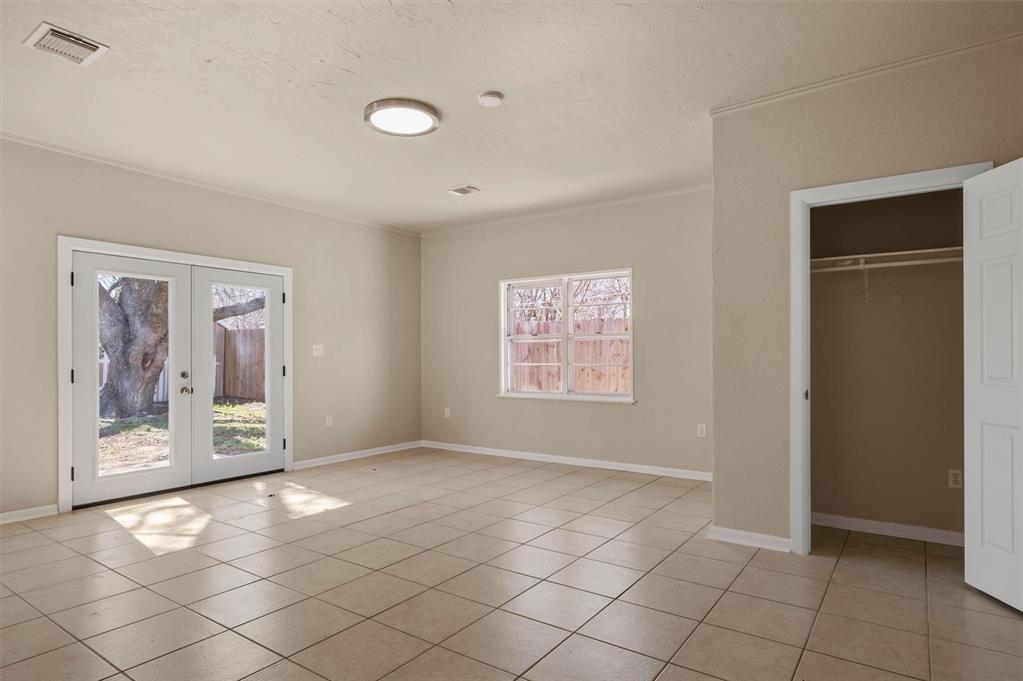 3816 Nw 51st Street Property Photo 13
