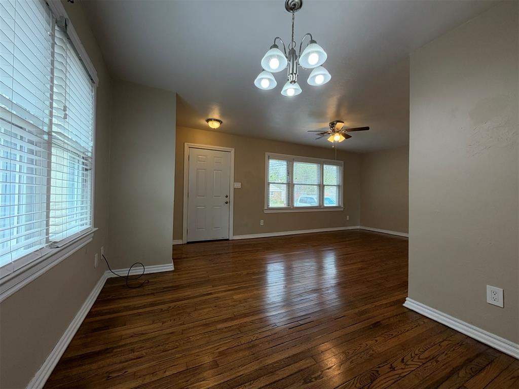 3228 Nw 45th Street Property Photo 4