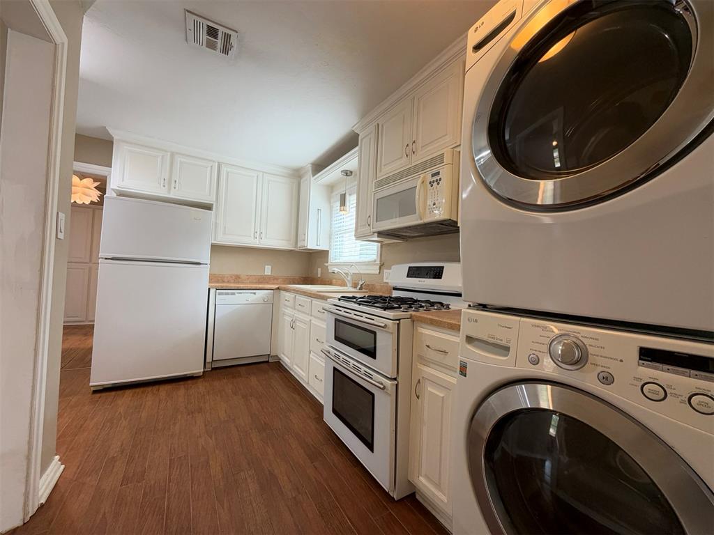 3228 Nw 45th Street Property Photo 5