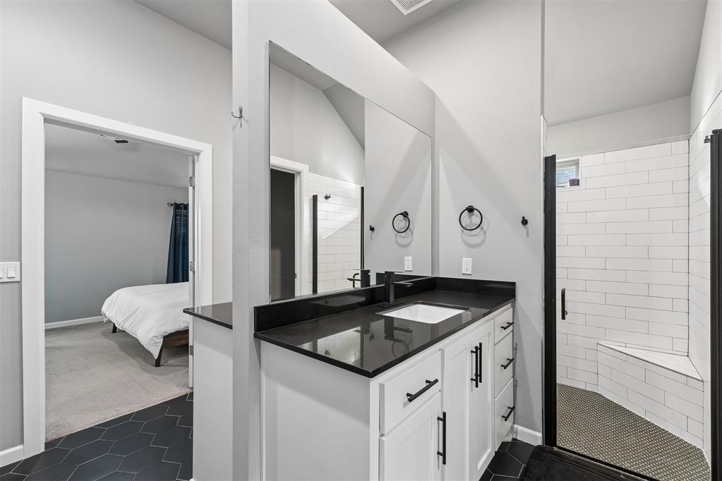 17105 Barcelona Drive Property Photo 16