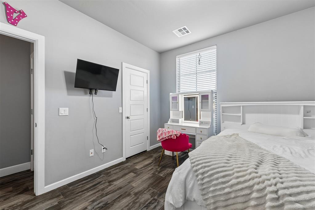 17105 Barcelona Drive Property Photo 21