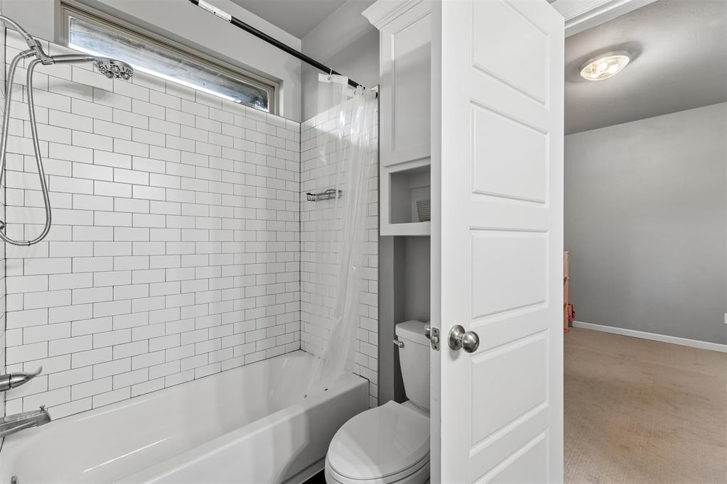 17105 Barcelona Drive Property Photo 23