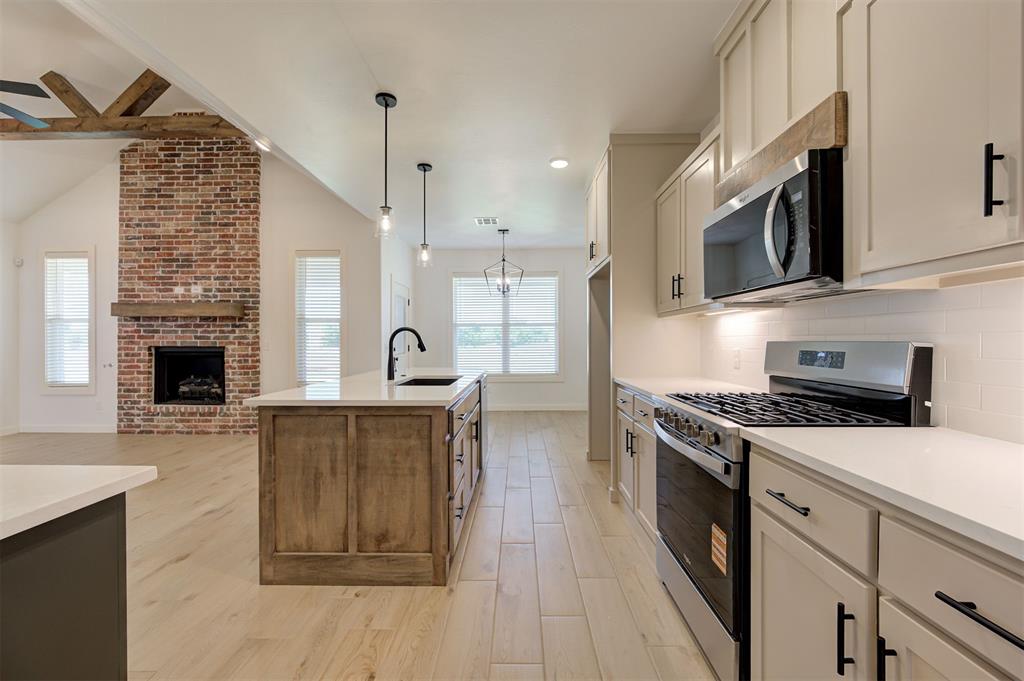 1801 Zainab Lane Property Photo 15