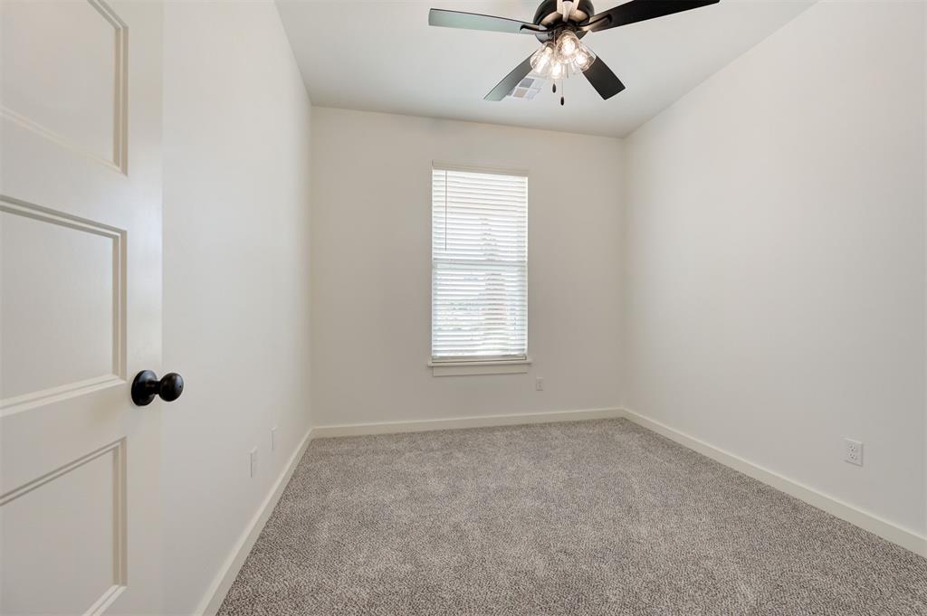 1801 Zainab Lane Property Photo 26