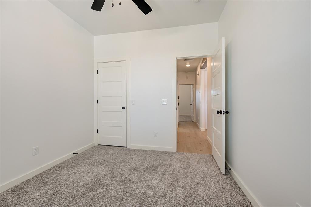 1801 Zainab Lane Property Photo 27