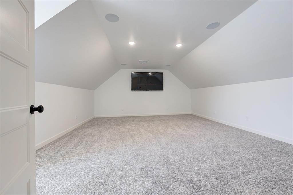 1801 Zainab Lane Property Photo 34