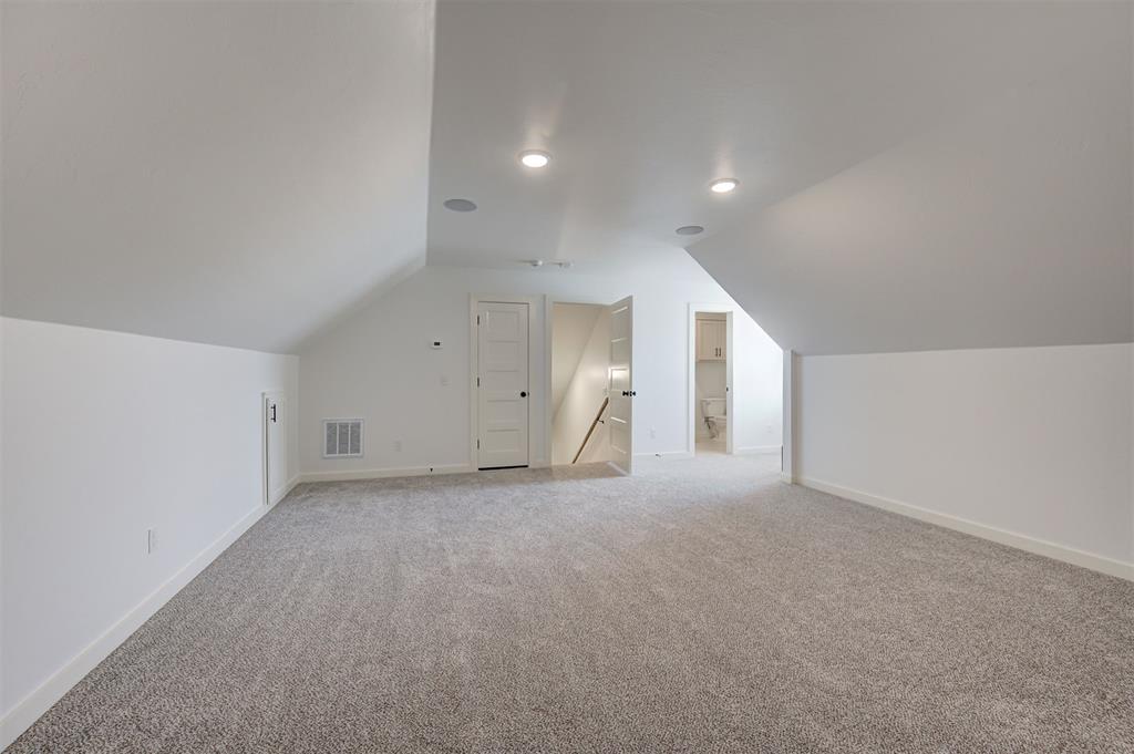 1801 Zainab Lane Property Photo 35