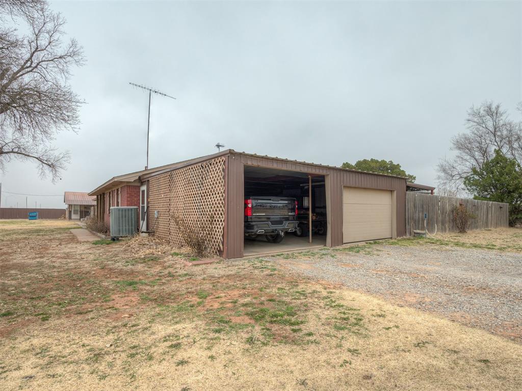 23203 Highway 33 Highway Property Photo 4
