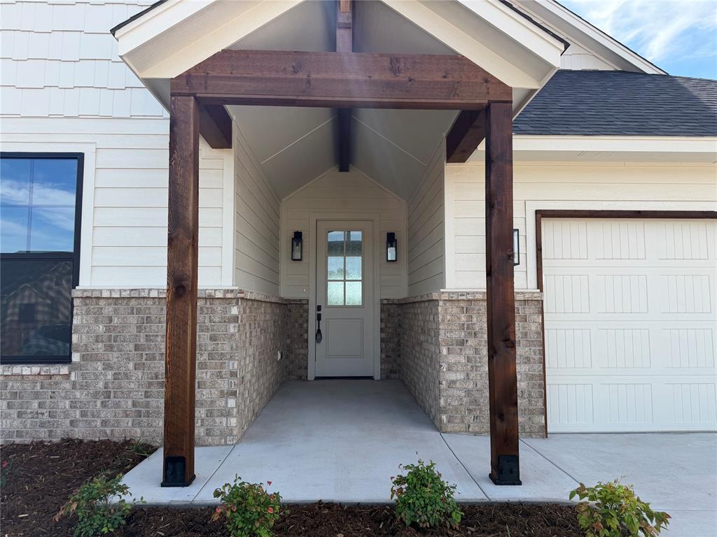 211 Outlander Way Property Photo 2