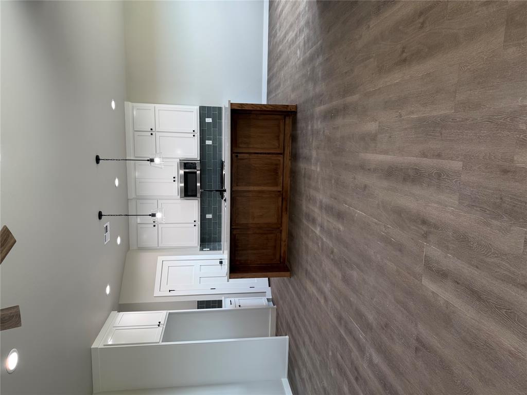 211 Outlander Way Property Photo 15