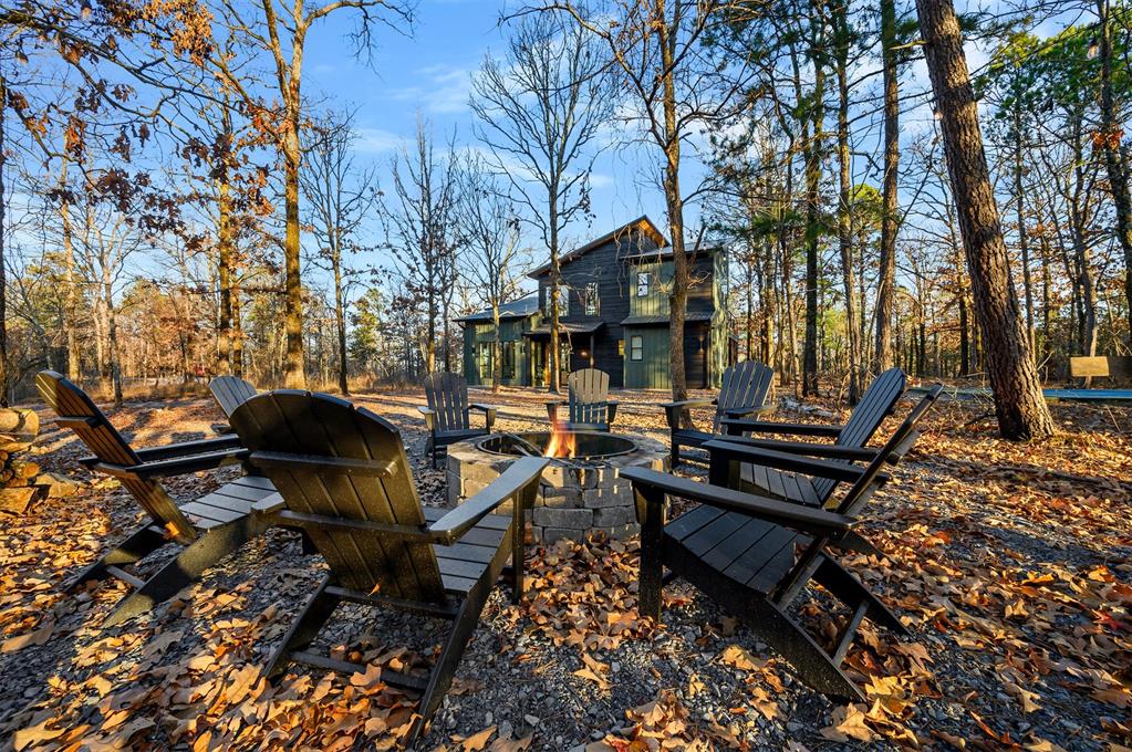 136 Woodland Lakes Trail Property Photo 8