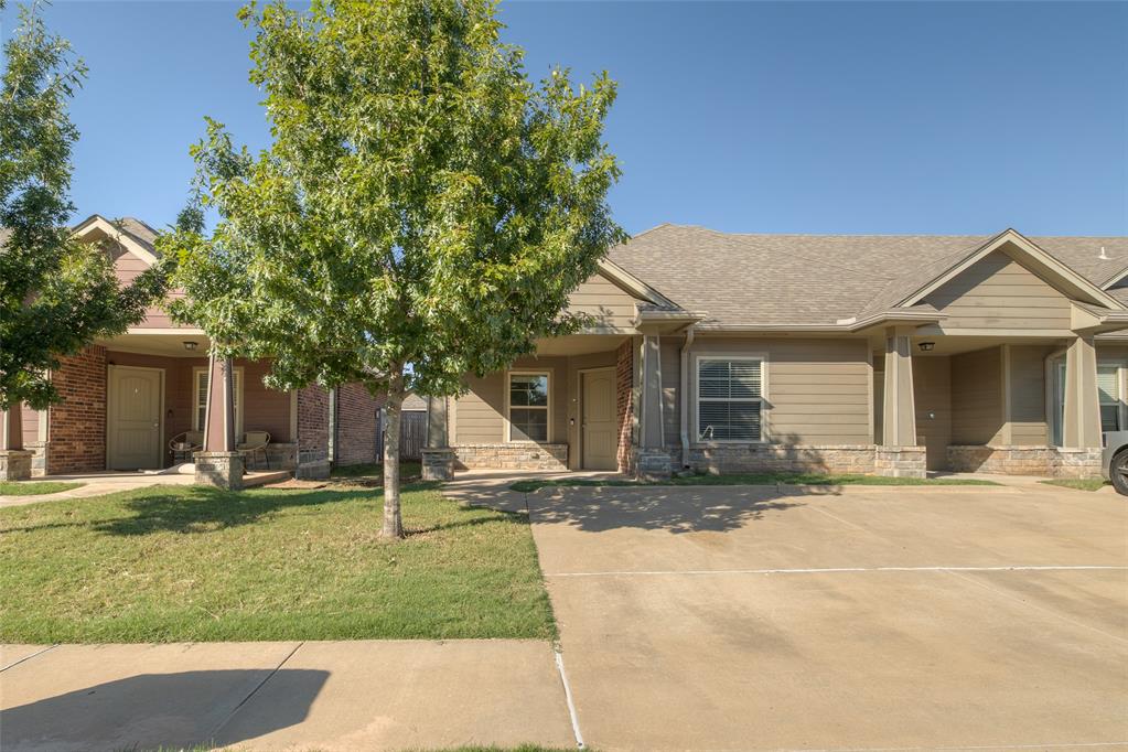 927 SW 92nd Street Property Photo 1