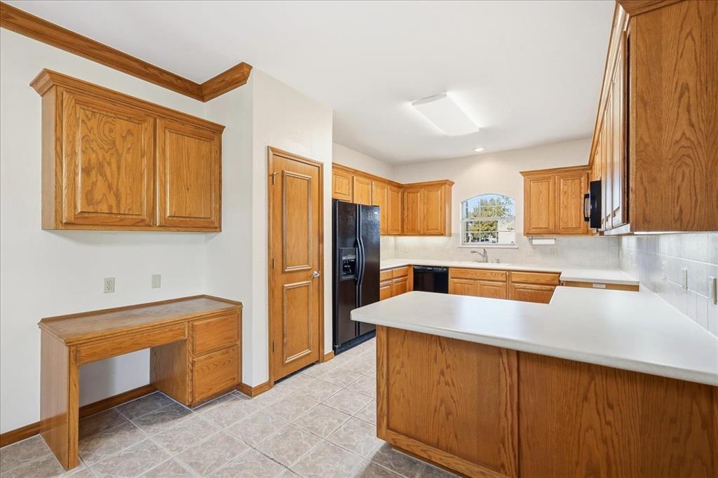 11528 Nw 117th Court Property Photo 6