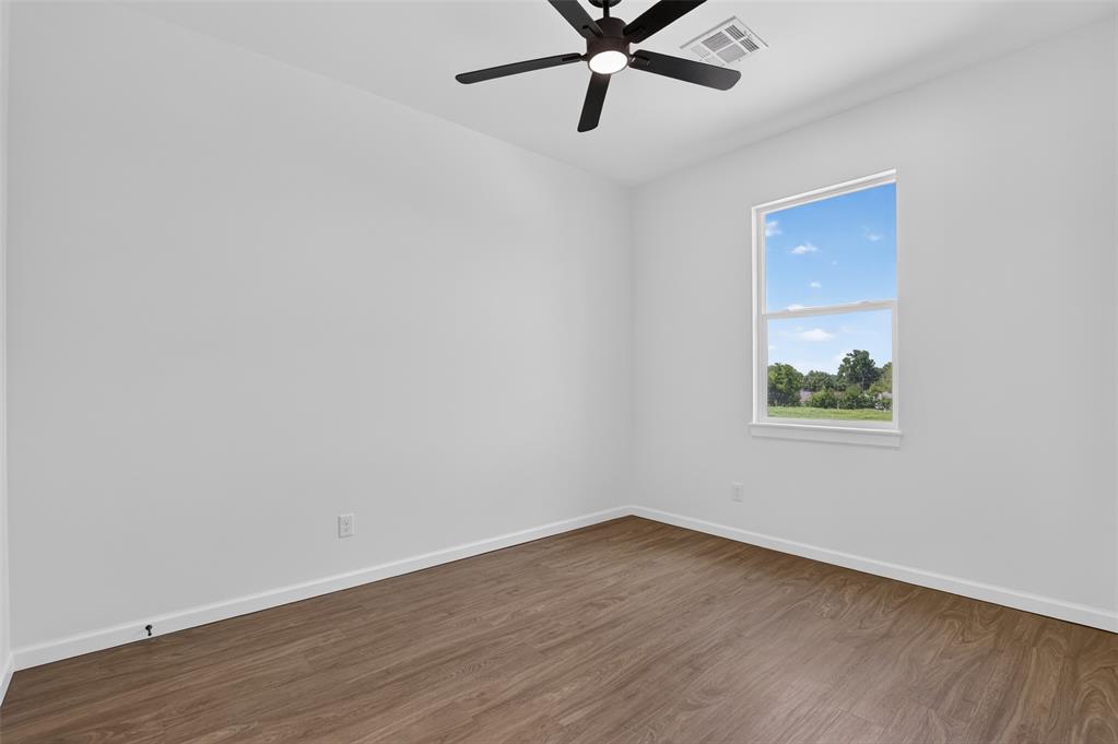 8750 Patriot Drive Property Photo 10