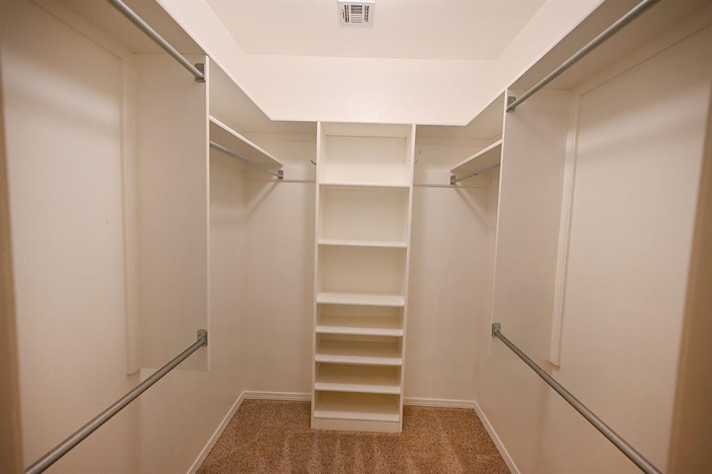 801 S Shumard Drive Property Photo 14