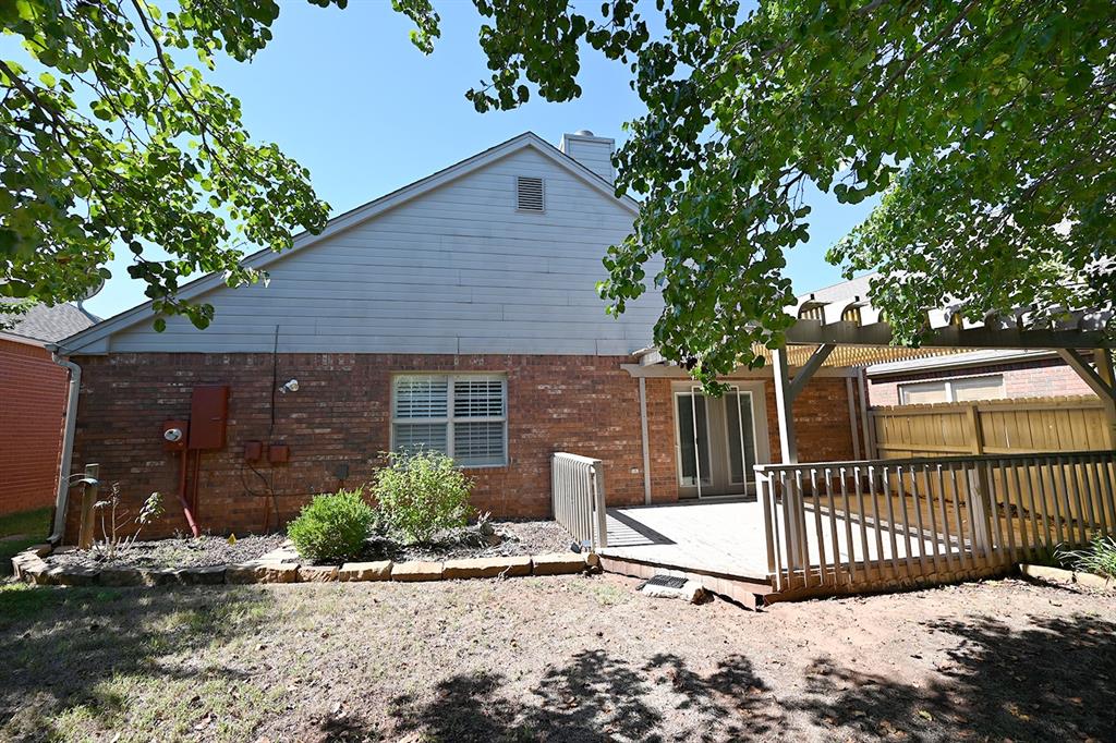 801 S Shumard Drive Property Photo 22