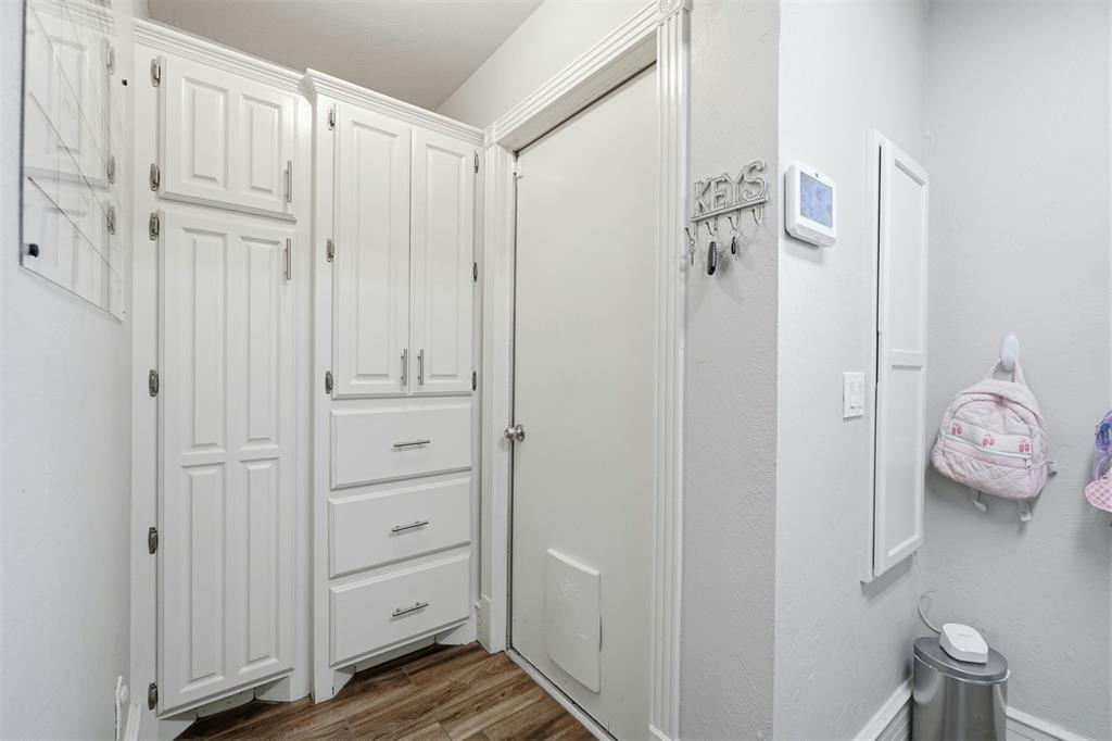 316 Val Verde Street Property Photo 46