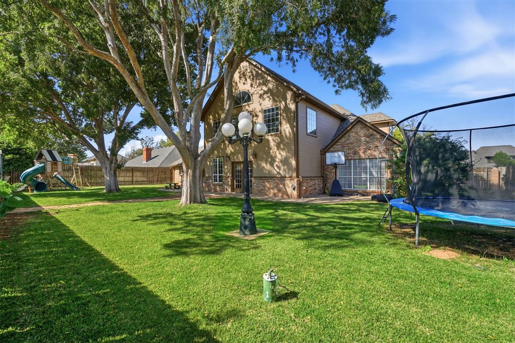 316 Val Verde Street Property Photo 48