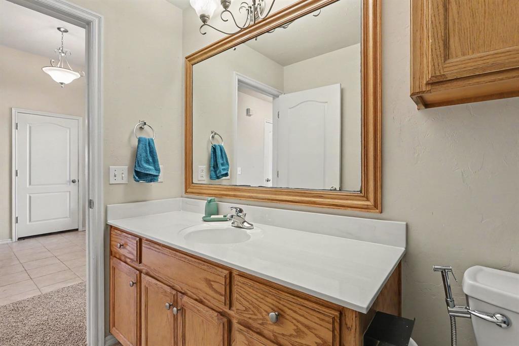 720 N Shadowhill Street Property Photo 11