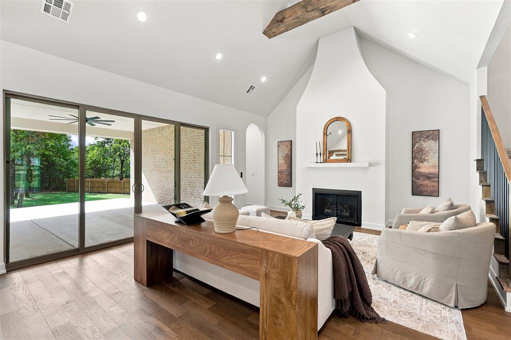 8041 Silver Spur Property Photo 11