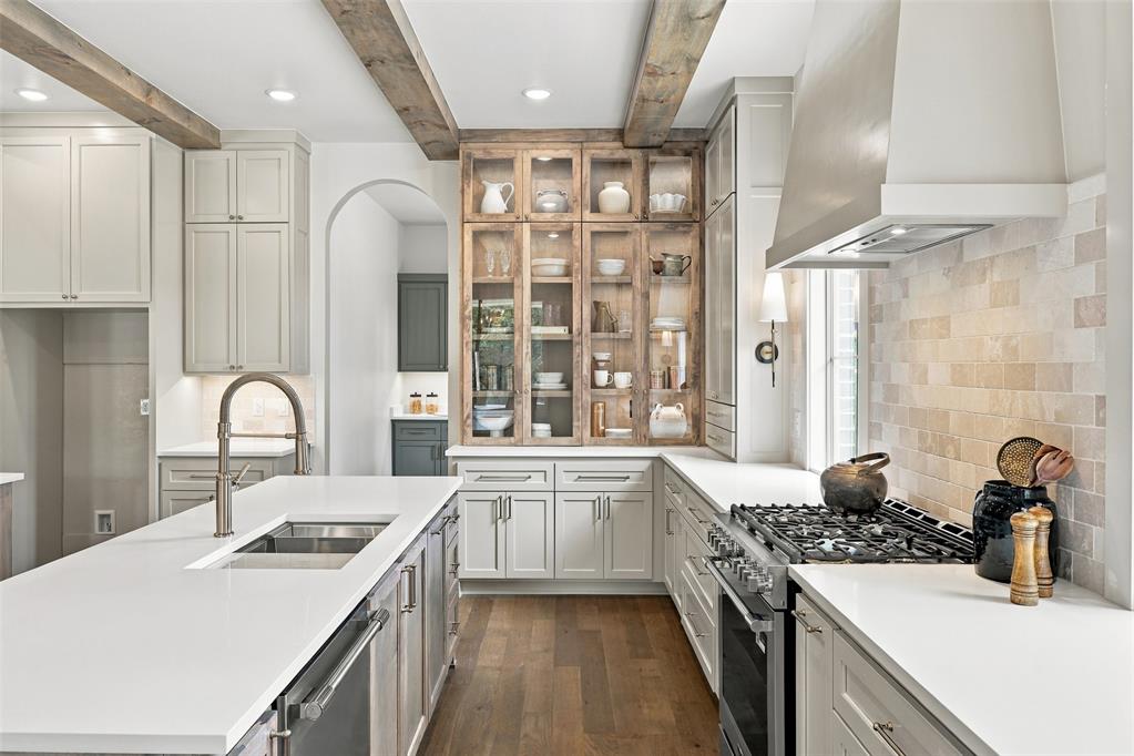 8041 Silver Spur Property Photo 21