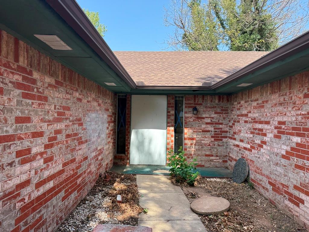 8517 Nw 90th Street Property Photo 2