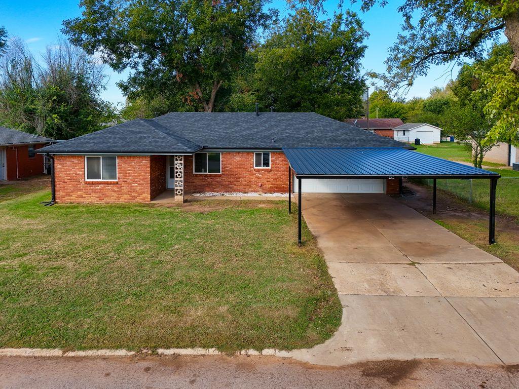 517 N Bell Drive Property Photo 1