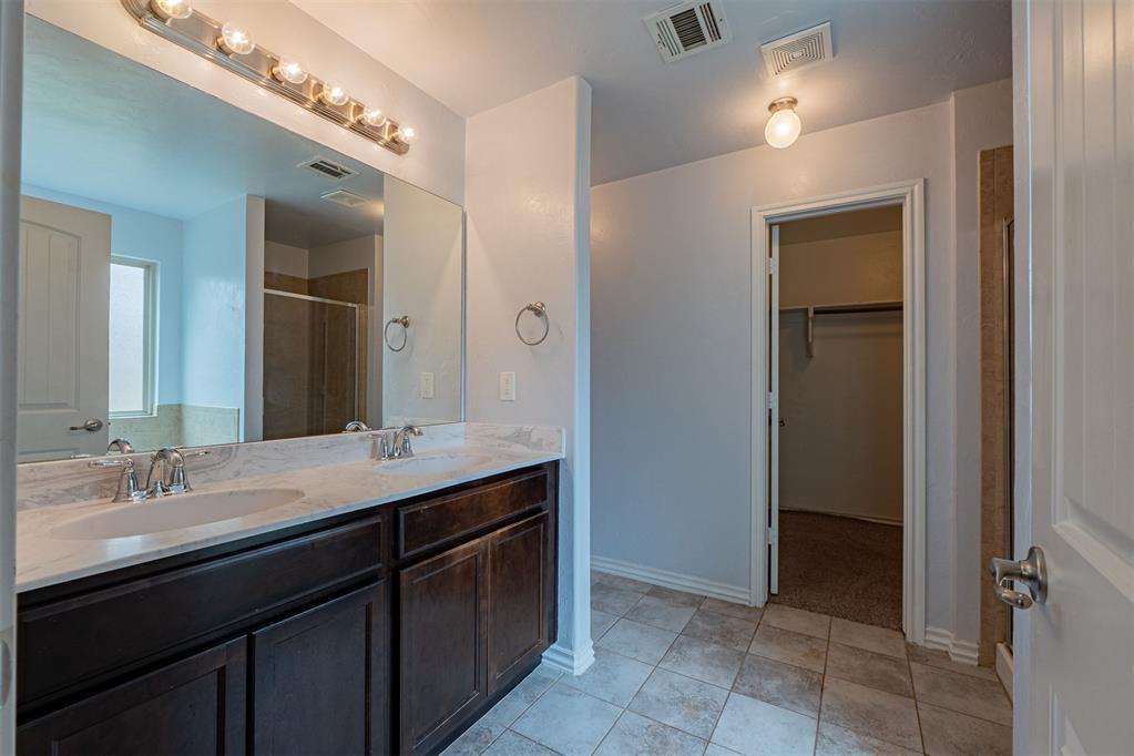 7345 Nw 148th Street Property Photo 22