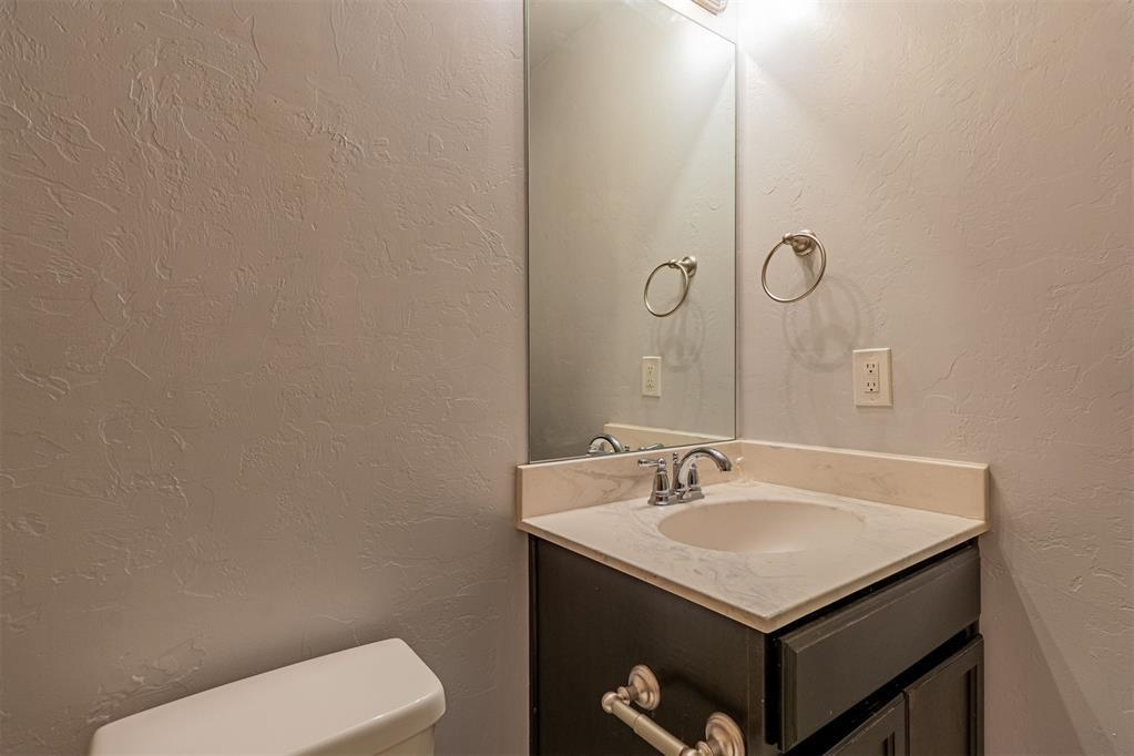 7345 Nw 148th Street Property Photo 34
