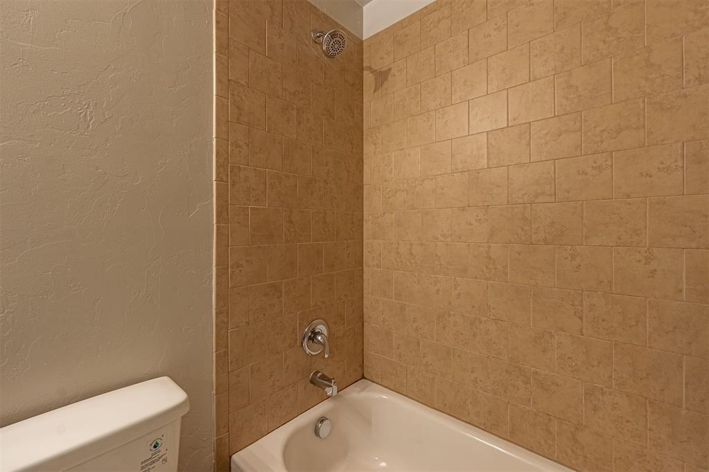 7345 Nw 148th Street Property Photo 38