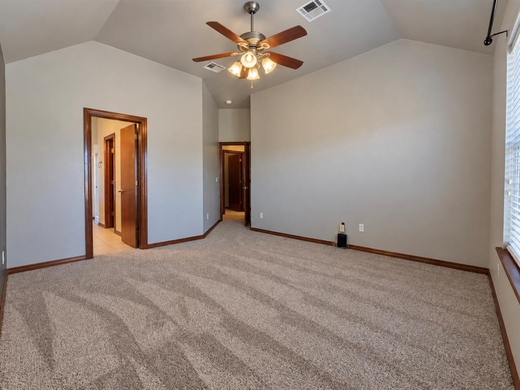 6109 Callahan Way Property Photo 18